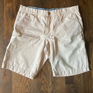 J Lindeberg | Men’s Khaki Shorts | Size 31